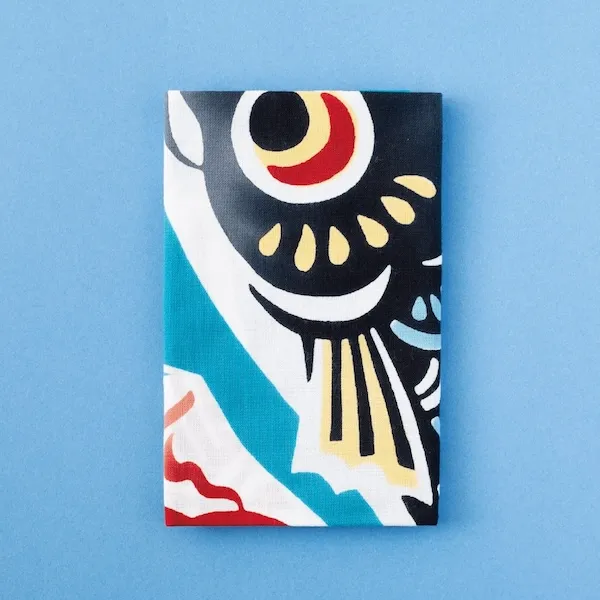 注染手ぬぐい「昇り鯉 錦」 / かまわぬ