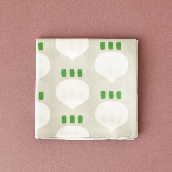 おいしい風呂敷「かぶ」 / かまわぬ