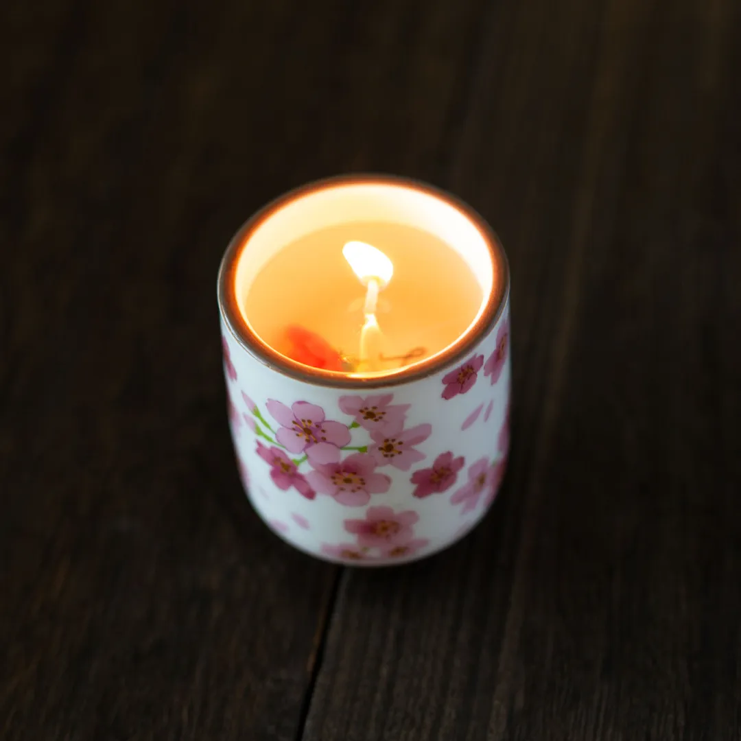 桜茶キャンドル（小） / 故人の好物シリーズ｜供養の品・お盆飾り｜暦