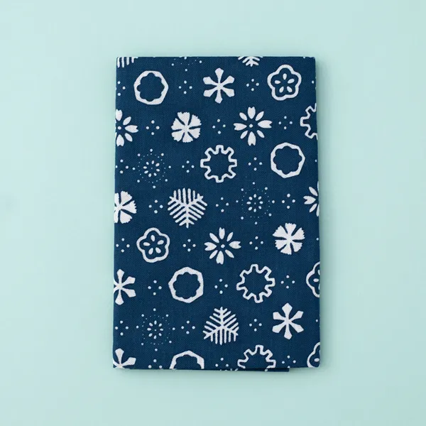 注染手ぬぐい「雪の結晶 青」 / かまわぬ 冬