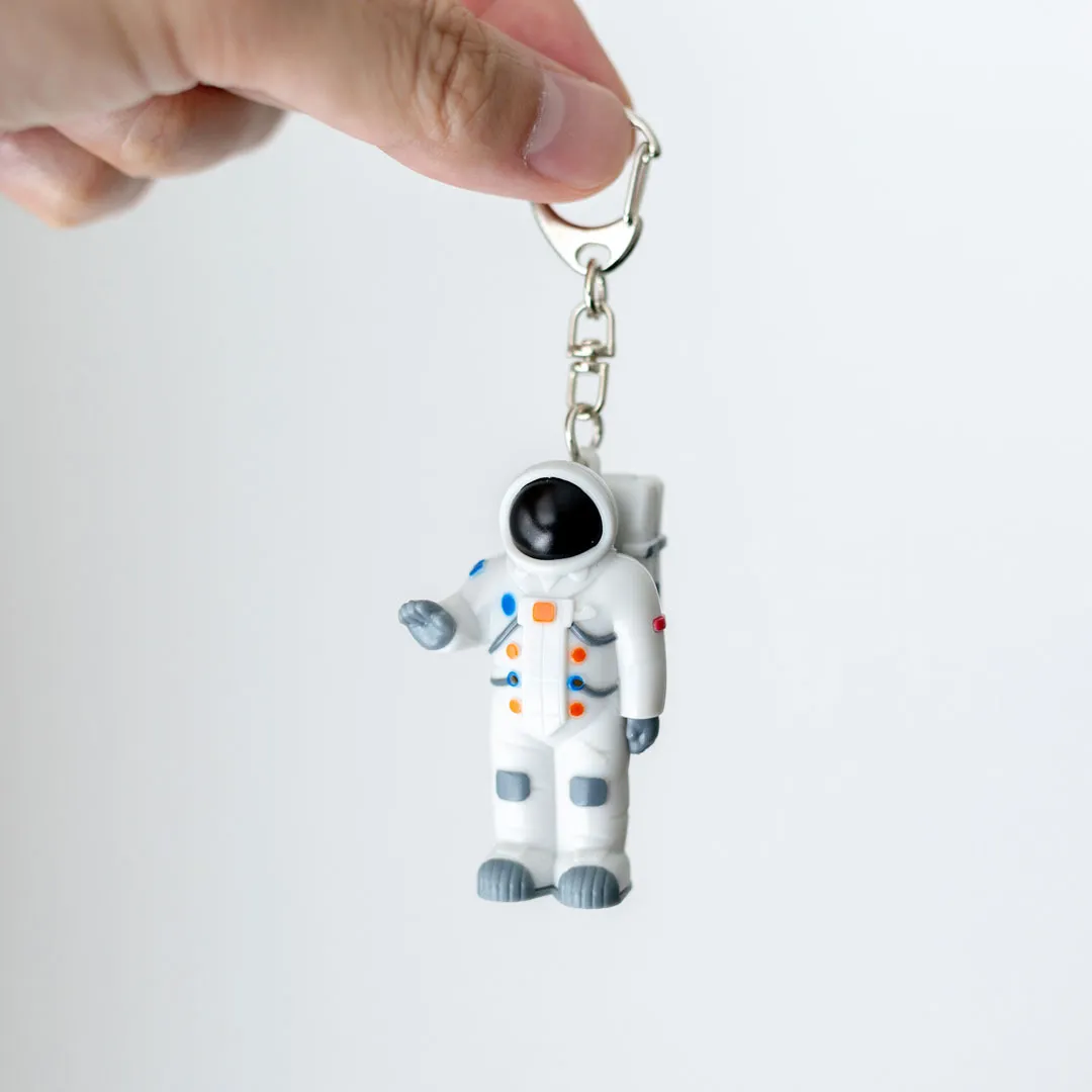 宇宙飛行士のキーホルダー｜暦生活｜日本の季節を楽しむ暮らし